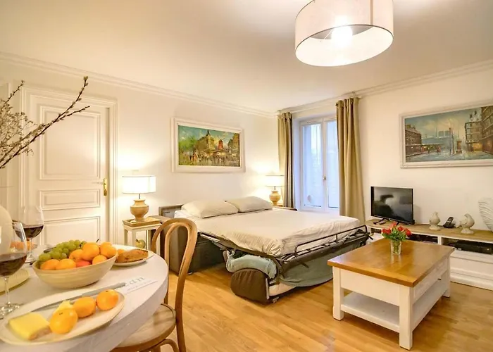 Le Regal Elysees * Paryż