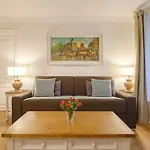 Le Regal Elysees